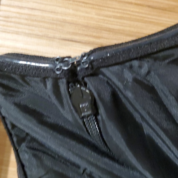 Express Women's Size 4 Black Strapless Pleated Midi Dress with Mesh Detail - Picture 3 of 7